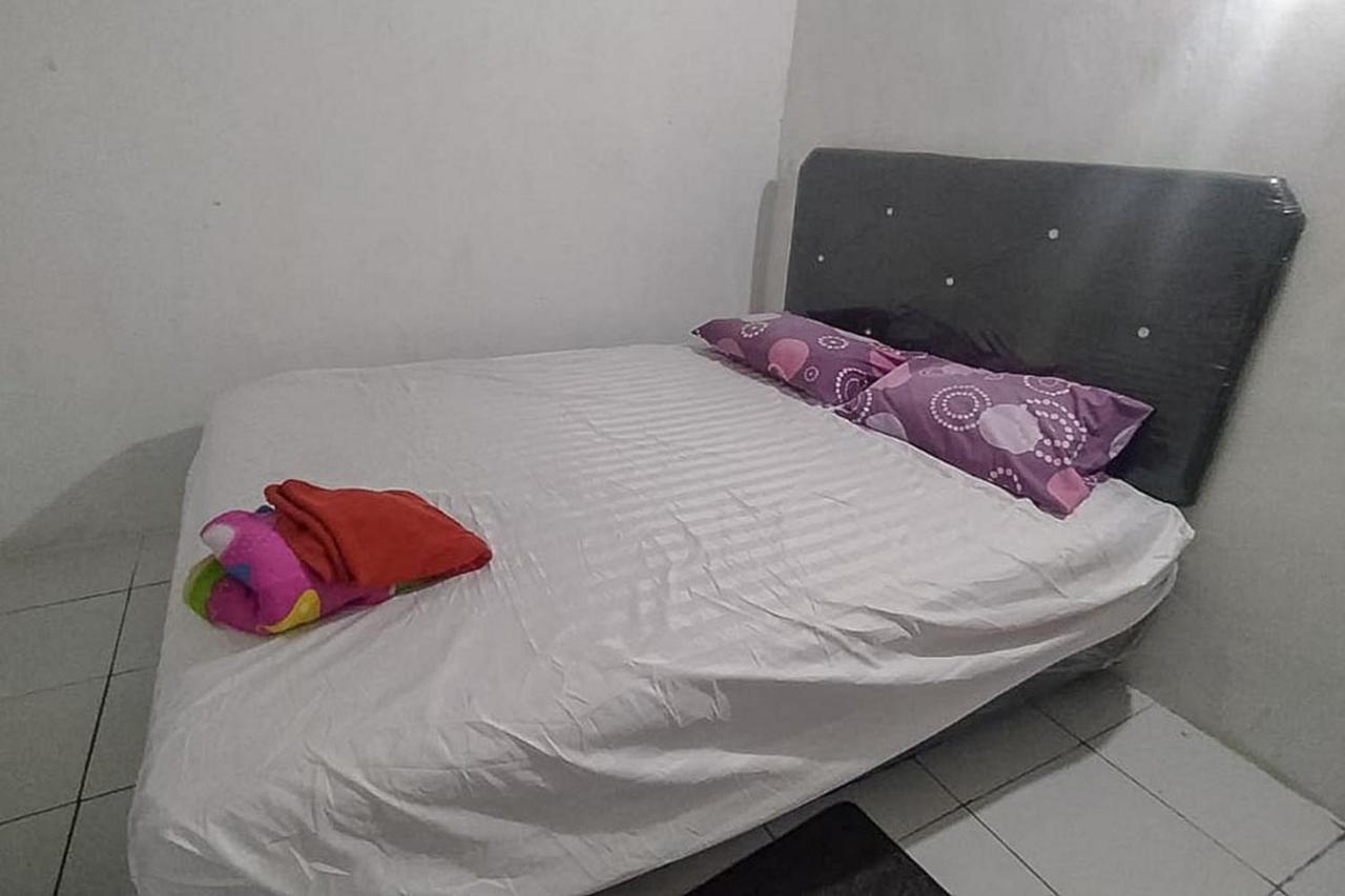 Hotel Mutiara Batulicin Redpartner Kampung Baru Екстериор снимка